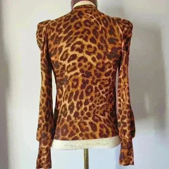 INC International puffed sleeves leopard  print cardigan. Size xs - Picture 6 of 8